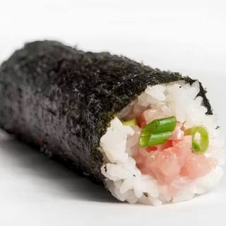Yellowtail Hand Roll